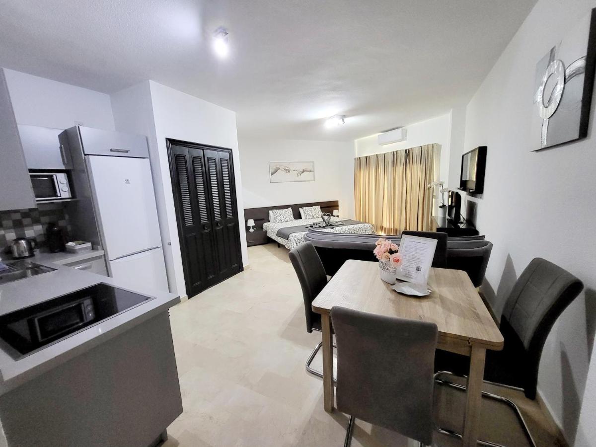 Studio Sea Sun And Beach Торремолинос Экстерьер фото
